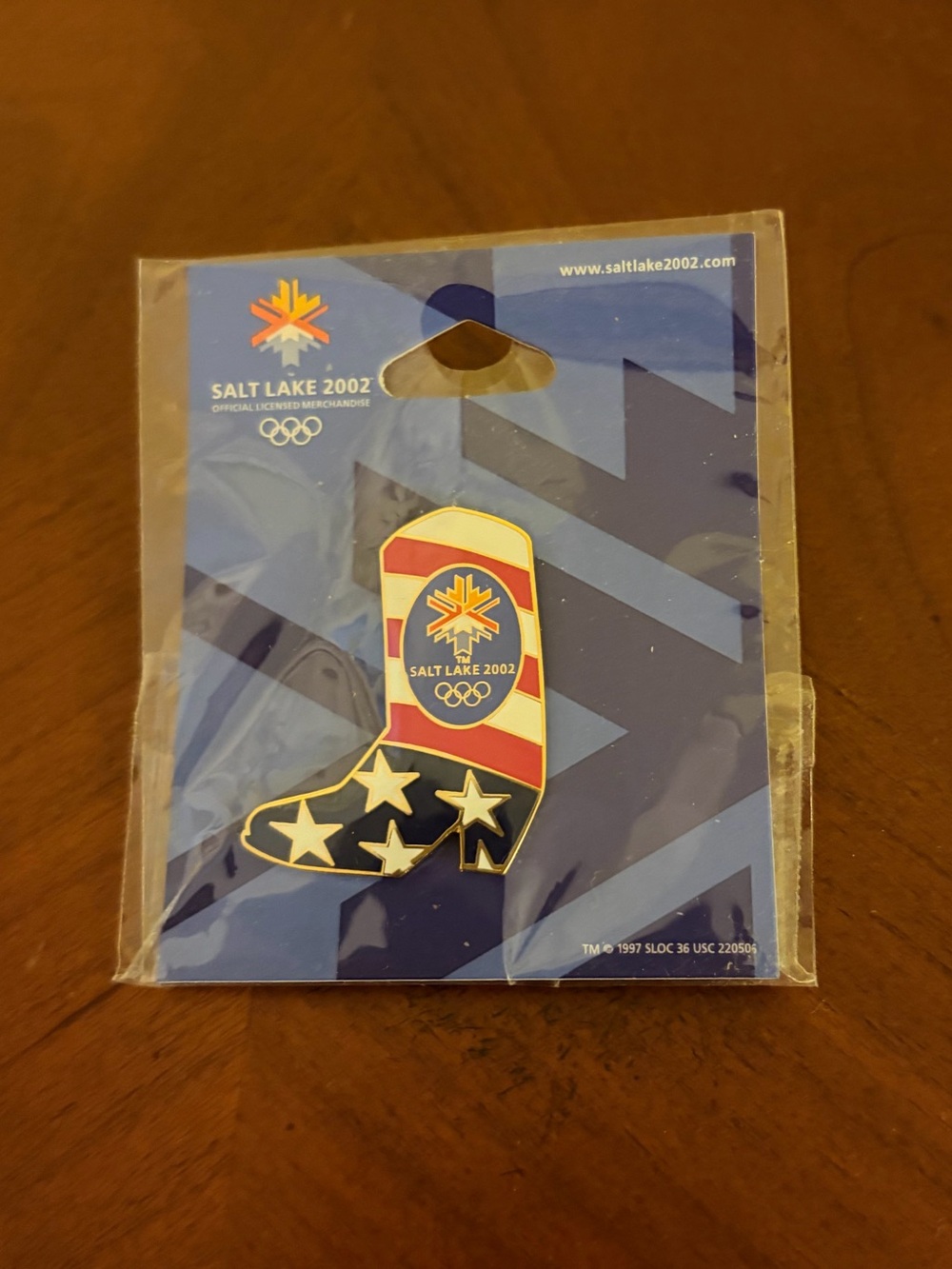 2002 Salt Lake City Olympics Aminco Boot Pin Souvenir Collectible Lapel Pin NWT